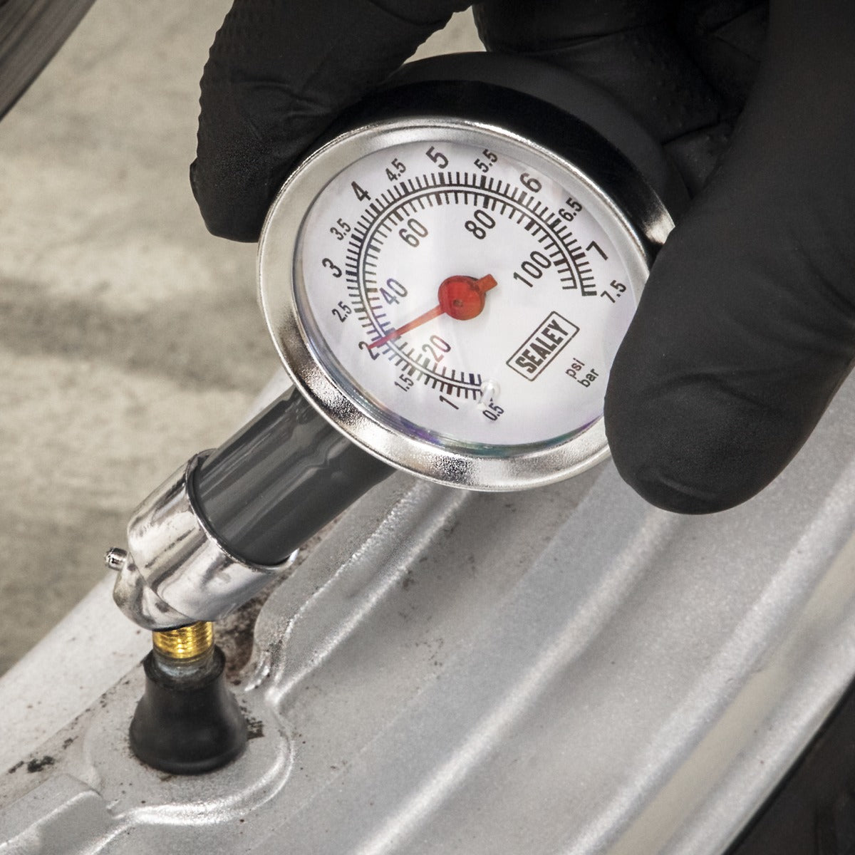 Sealey Dial Type Pressure Gauge 0-100psi TSTPG43