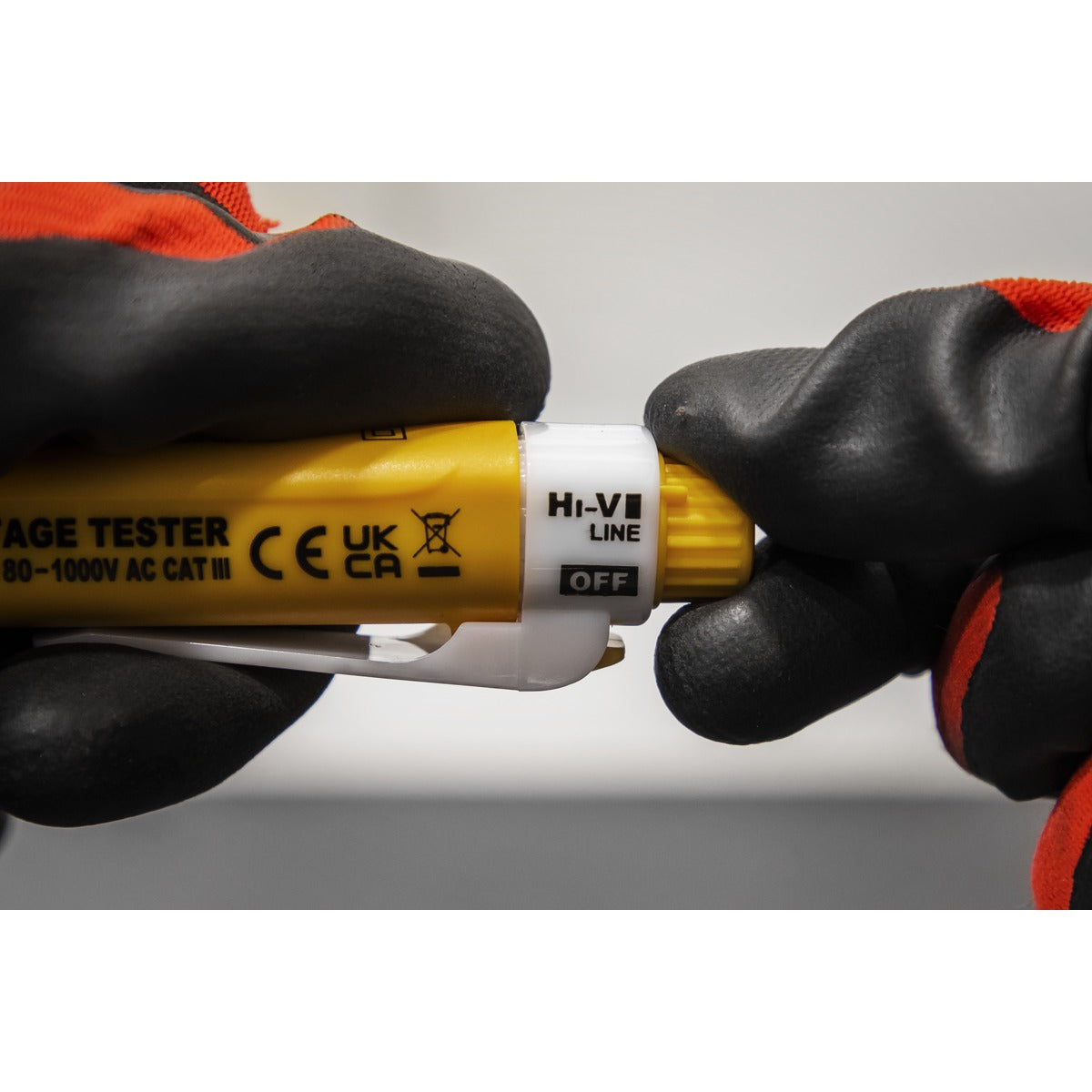 Premier Non-Contact Voltage Detector 80-1000V AK1998