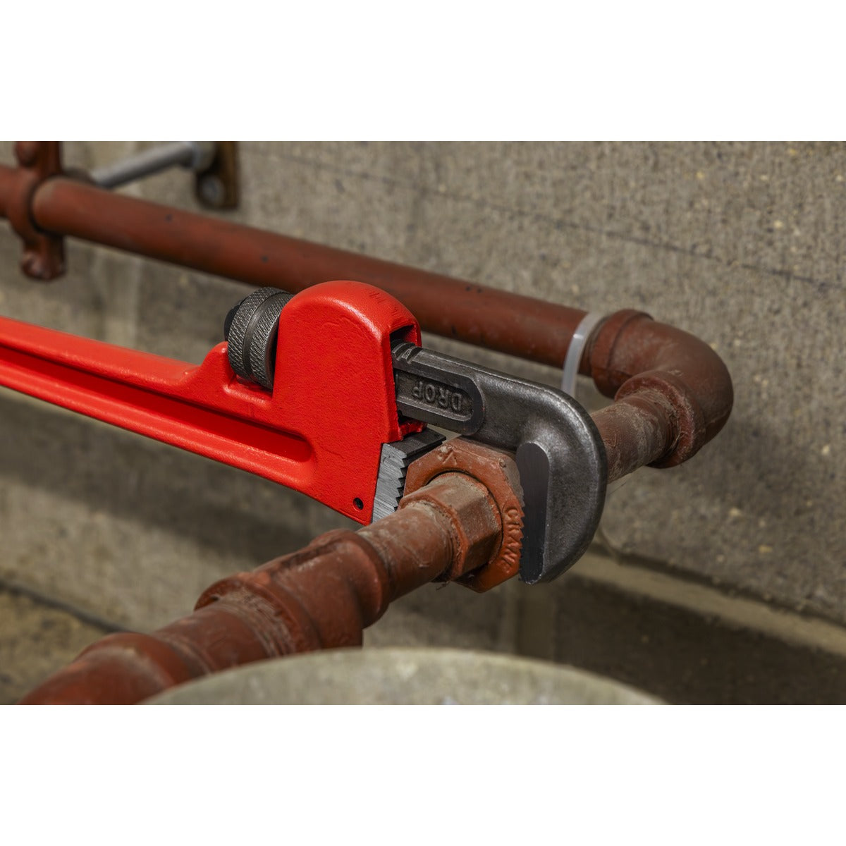Premier Cast Steel Pipe Wrench European Pattern 300mm AK5103