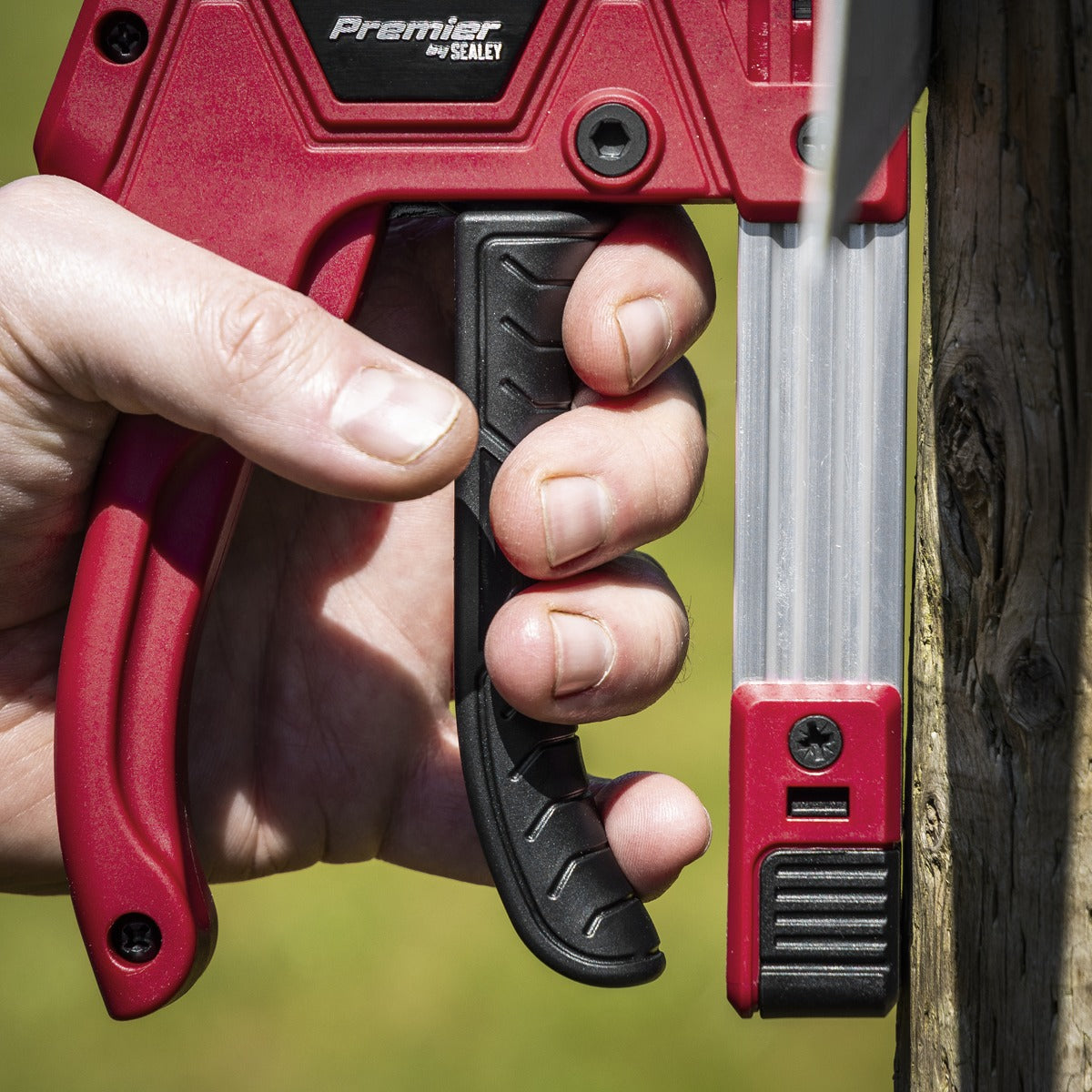 Premier Heavy-Duty Staple & Brad Nail Gun AK7067