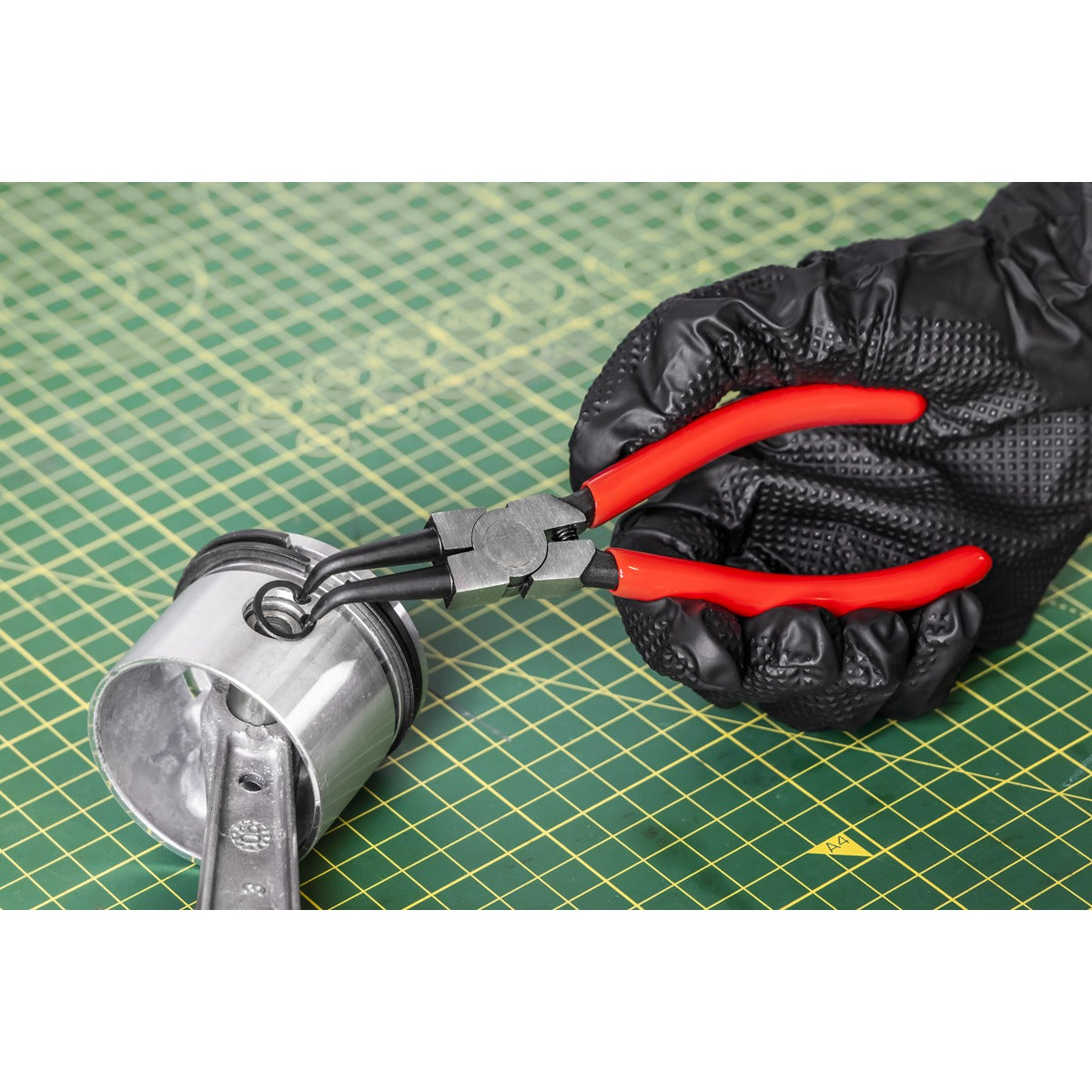 Premier Circlip Pliers Internal Bent Nose 140mm AK84533