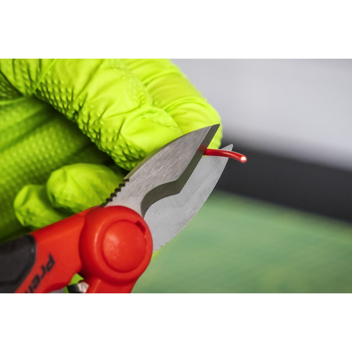 Premier Heavy-Duty Electrician's Shears 160mm AK8528