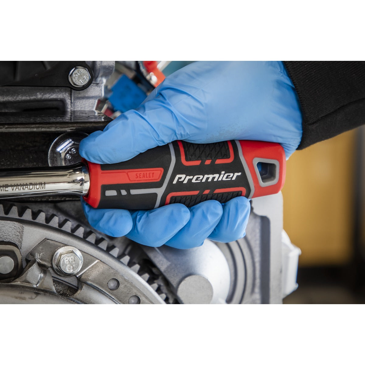 Premier Ratchet Wrench with Flip Reverse 1/2"Sq Drive AK8936