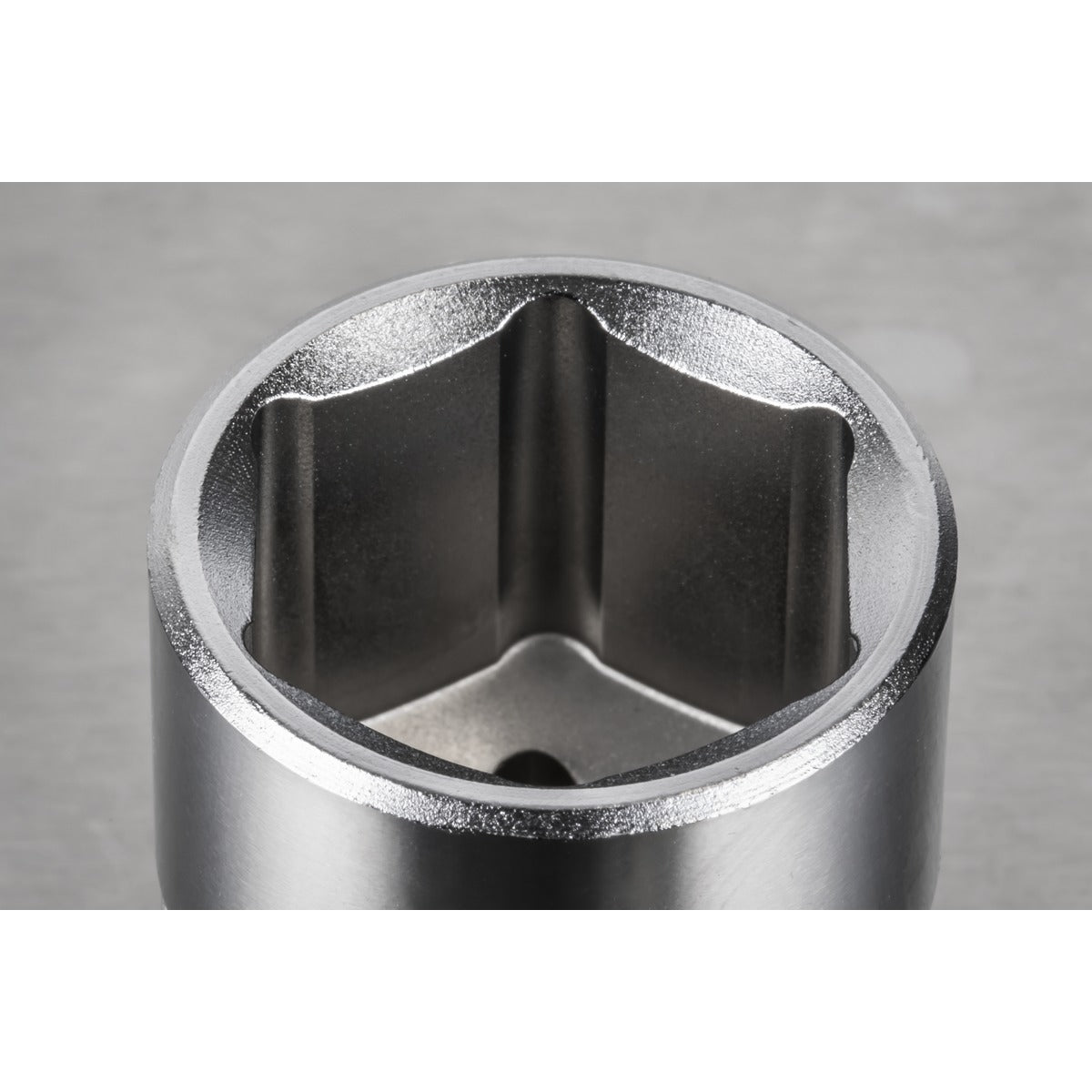 Premier Socket 3/8"Sq Drive 18mm S3818