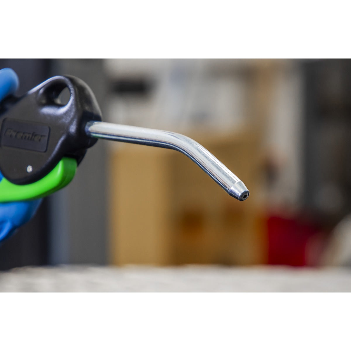 Premier Air Blow Gun with Angled Lance 100mm & 1/4"BSP Air Inlet SA9230