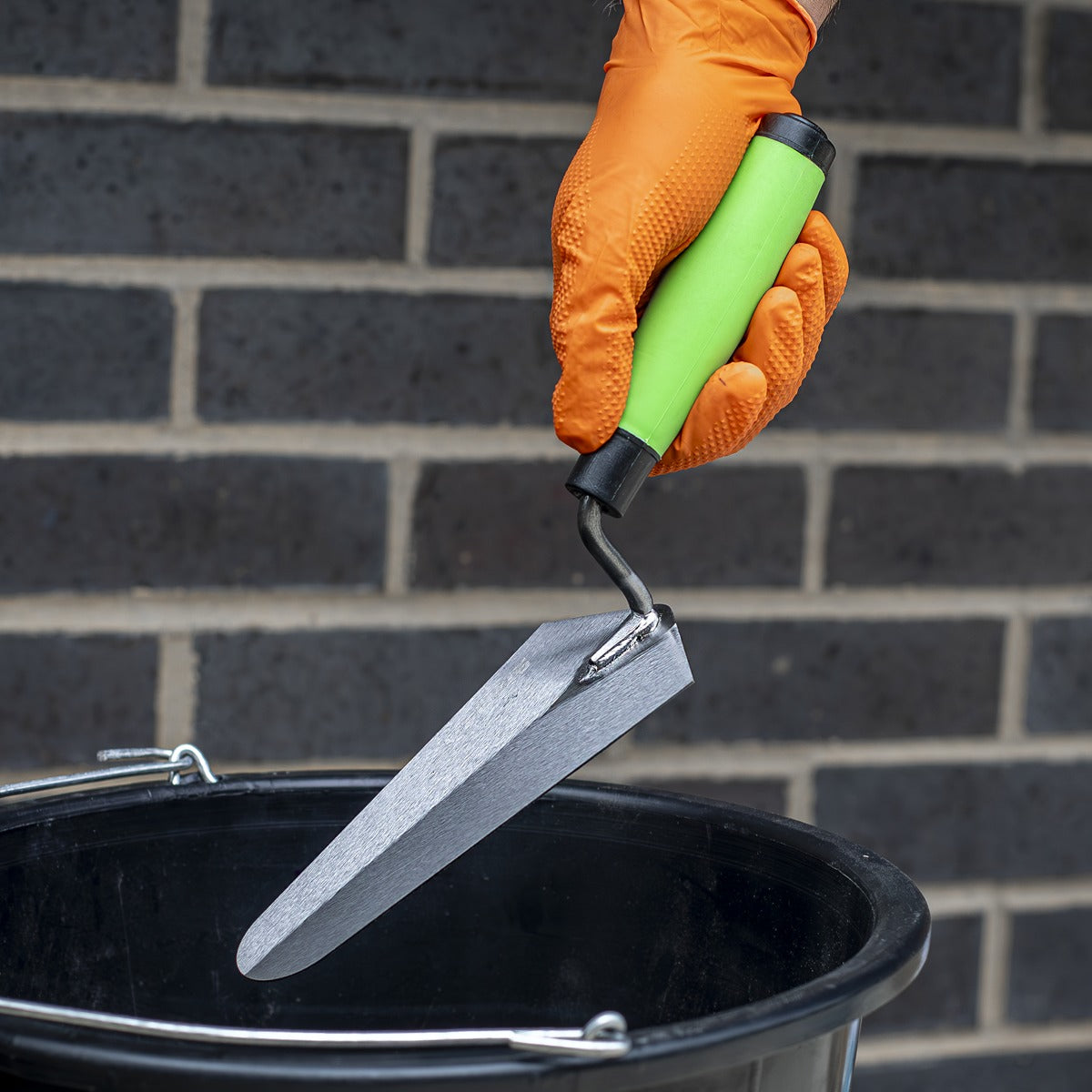 Siegen Gauging Trowel with Soft Grip Handle 175mm S01303