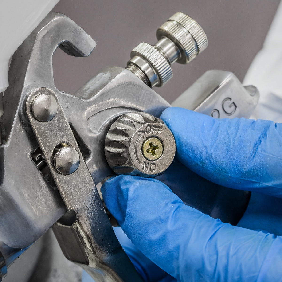 Siegen General-Purpose Gravity Feed Spray Gun 1.8mm Set-Up S642G