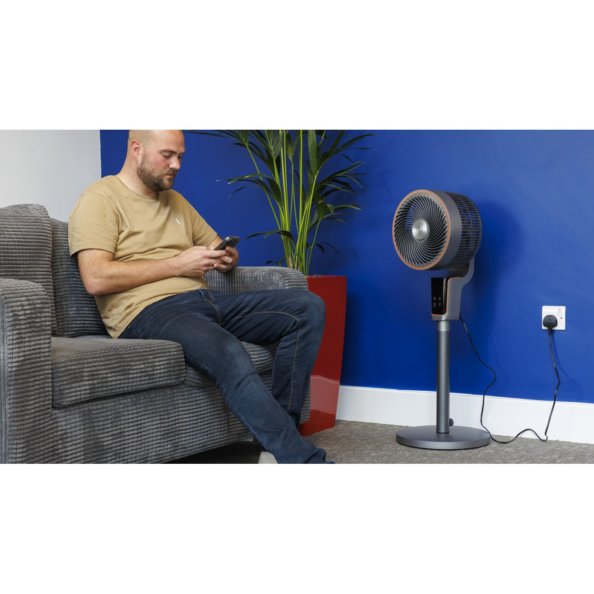 Baridi 12" Pedestal Fan with Remote Control & 12hr Timer 230V - Grey DH141