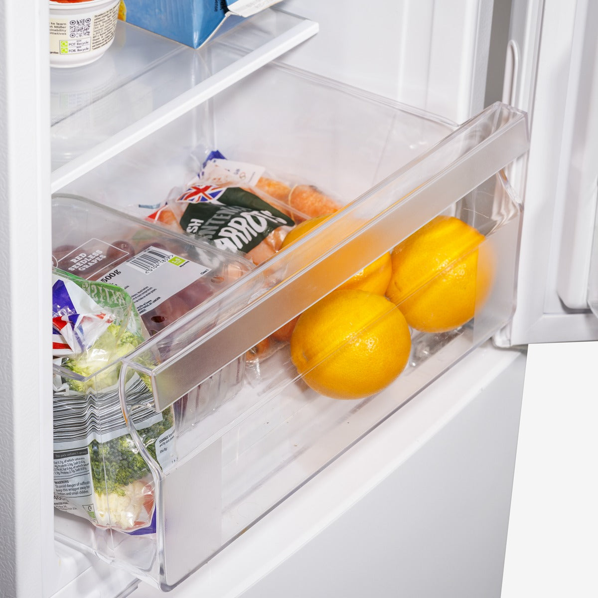 Baridi 70/30 Low Frost Fridge Freezer 157L Capacity - White DH252