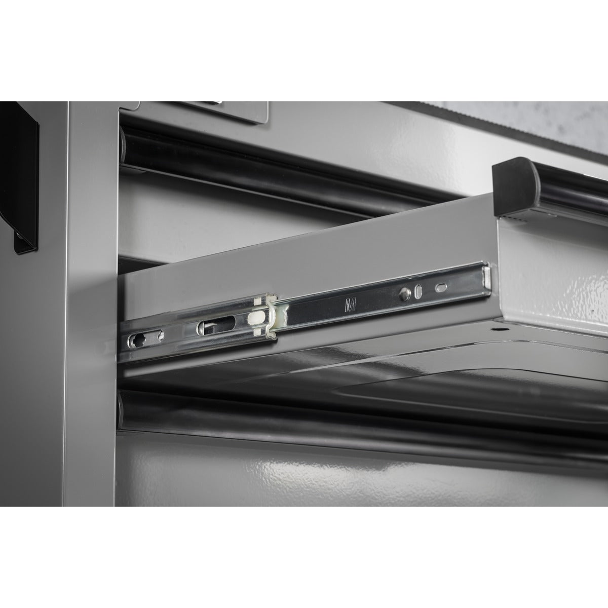 Superline PRO Rollcab 6 Drawer with Vice Base - Grey/Black APMWS2