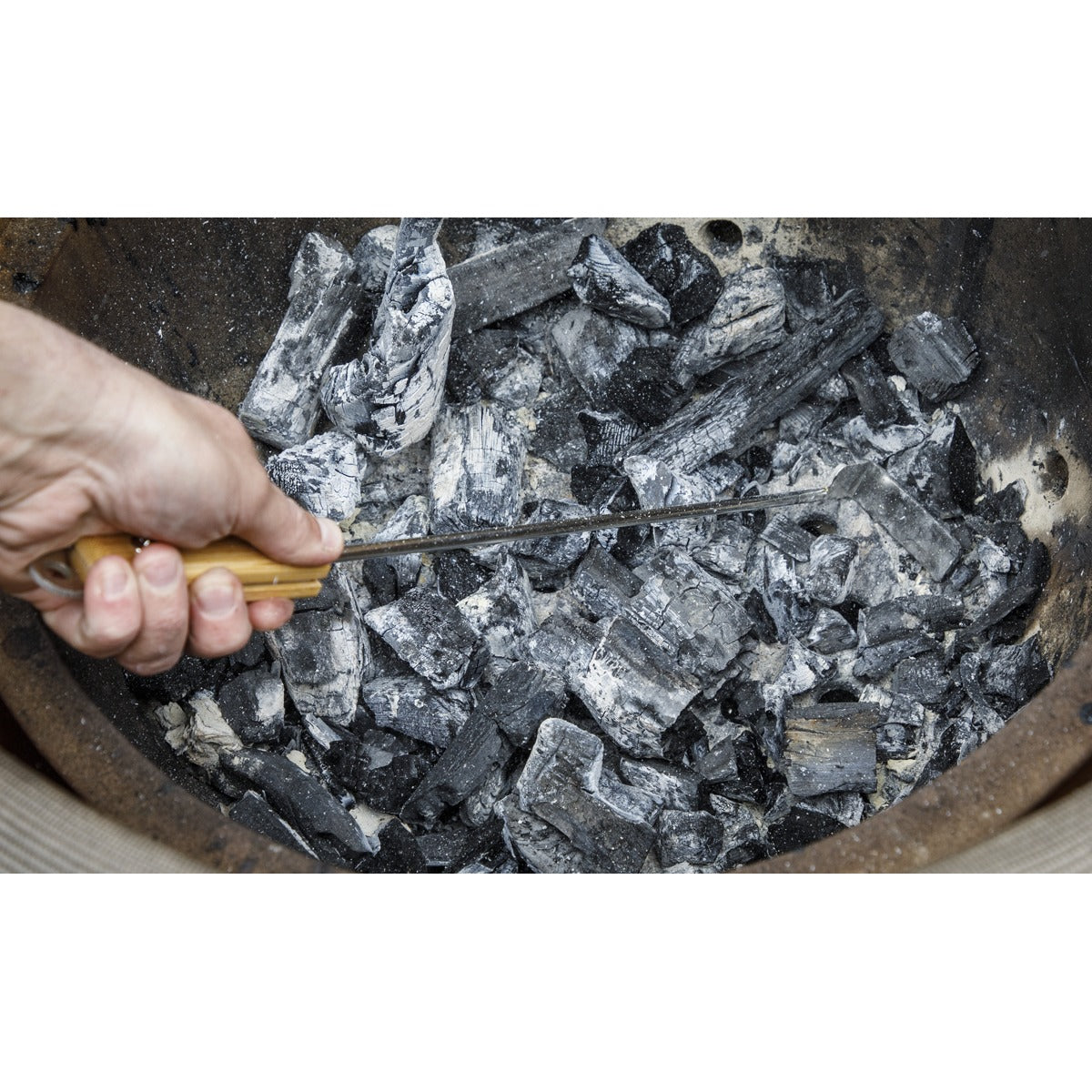 Dellonda Ash Scraper Tool for Kamado BBQs DG180