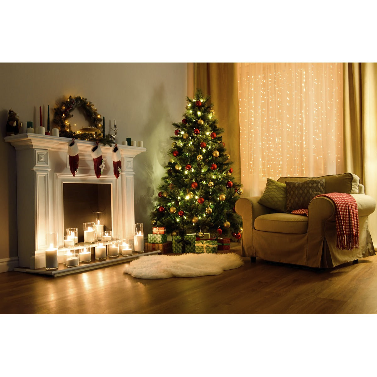 Dellonda Artificial Hinged Christmas Tree 7ft(210cm) DH46