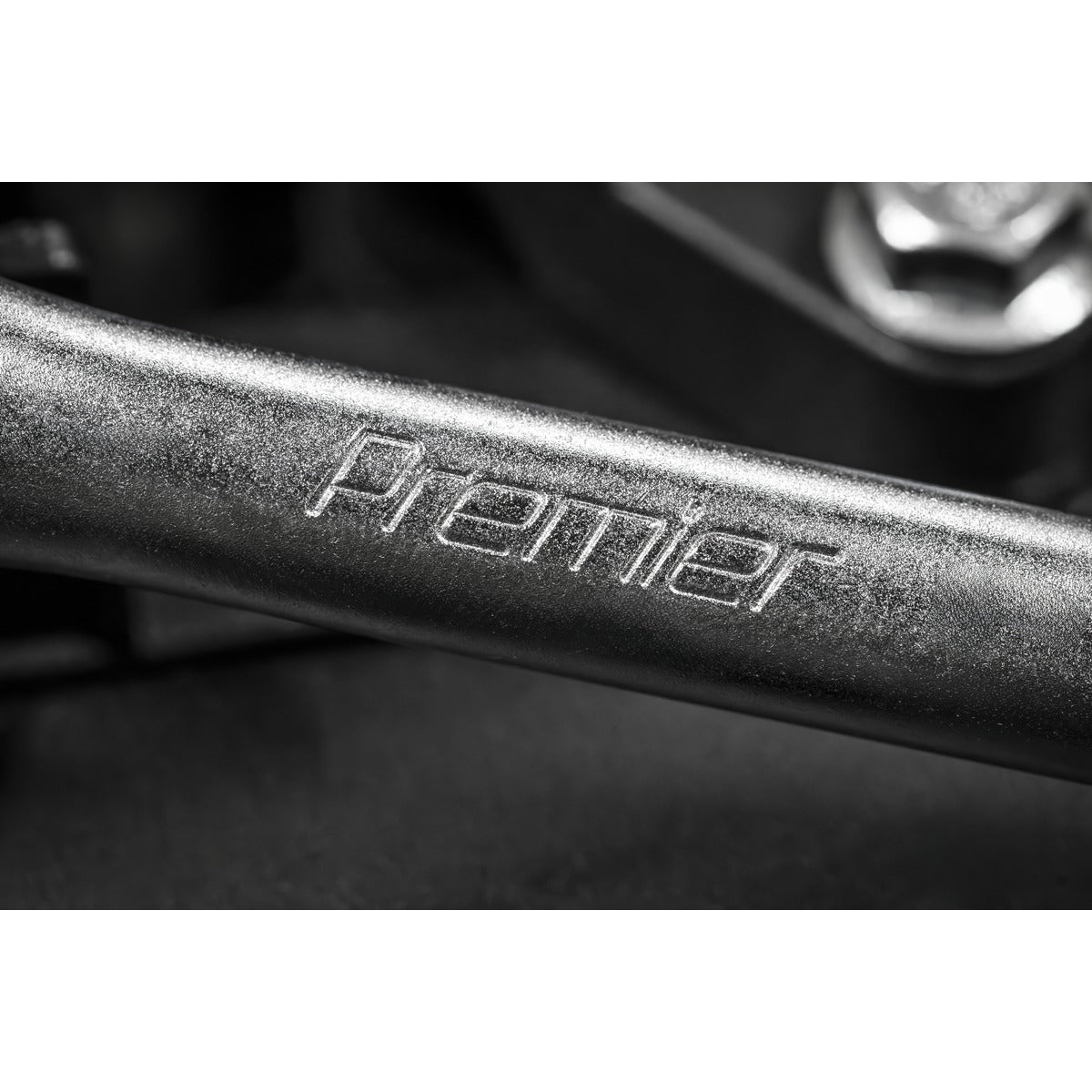Premier Platinum Ratchet Wrench with Flip Reverse 3/8"Sq Drive 90-Tooth AK7931