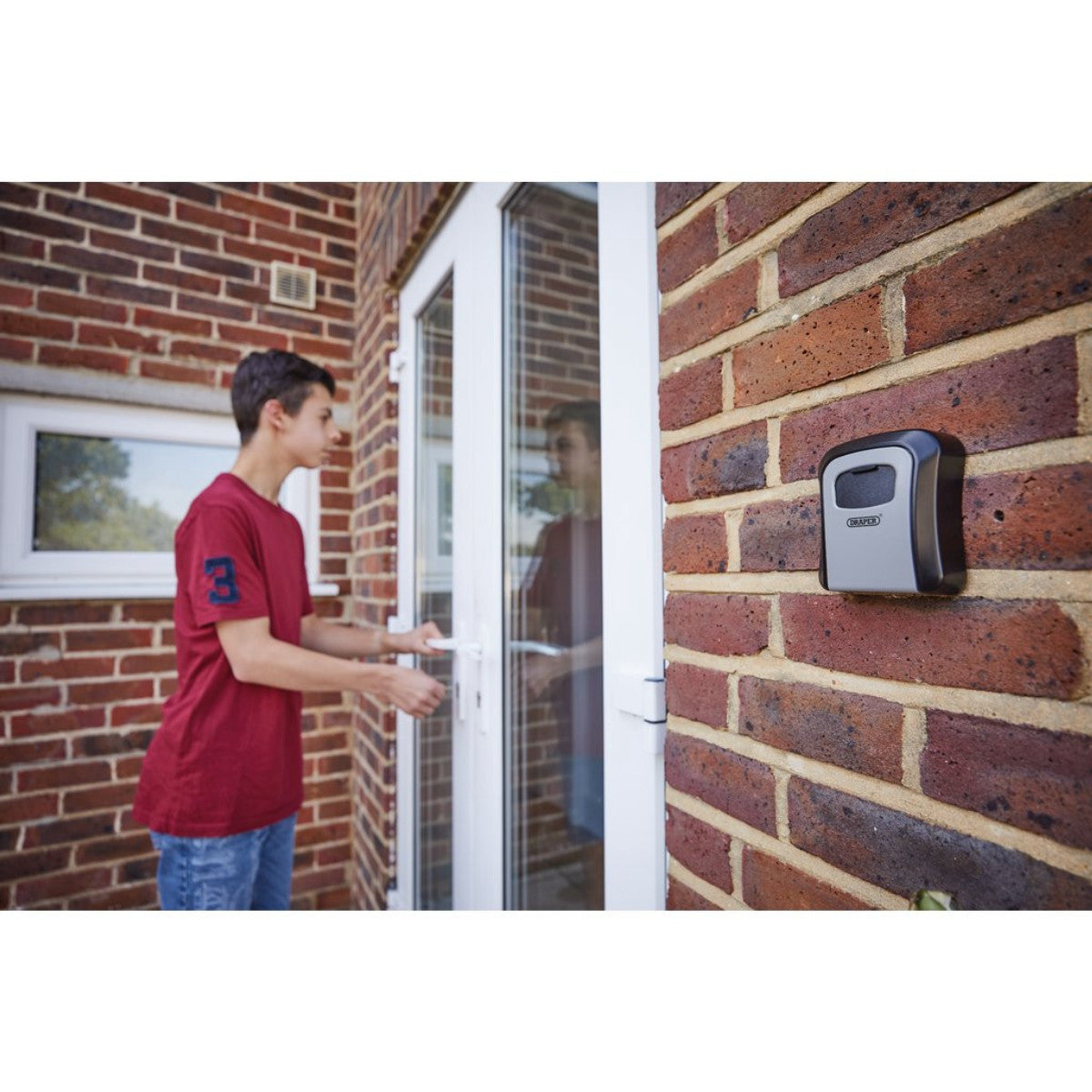 Draper Combination Lock Wall-Mounted Key Box 03387