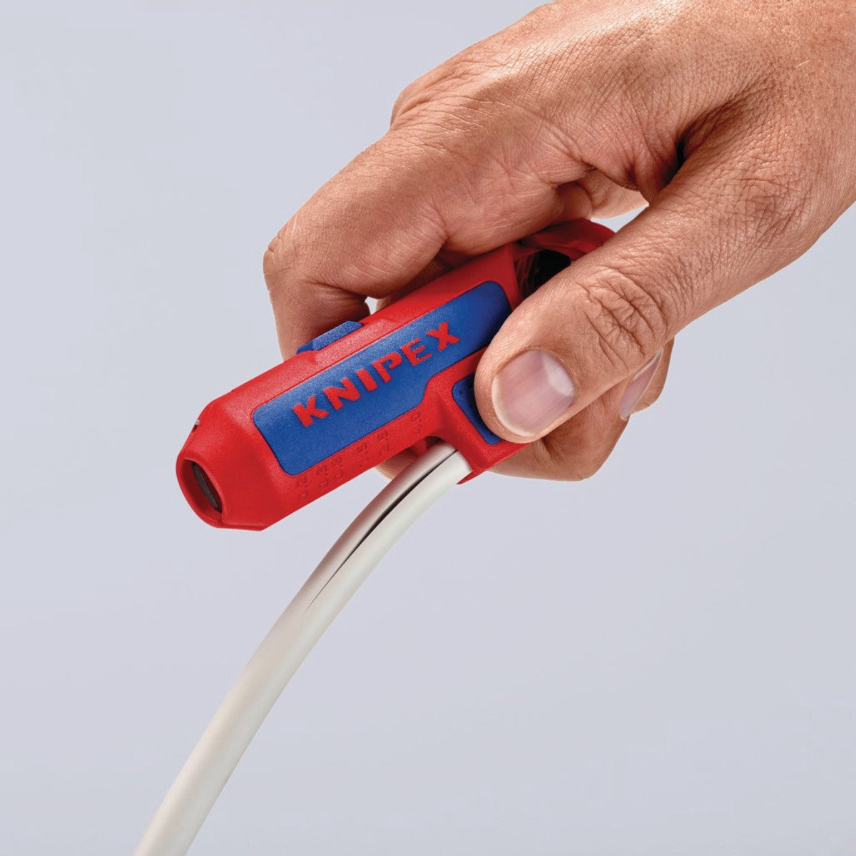 Knipex 16 95 02 SB ErgoStrip Universal Stripping Tool for Left-Handers, 135mm 04599