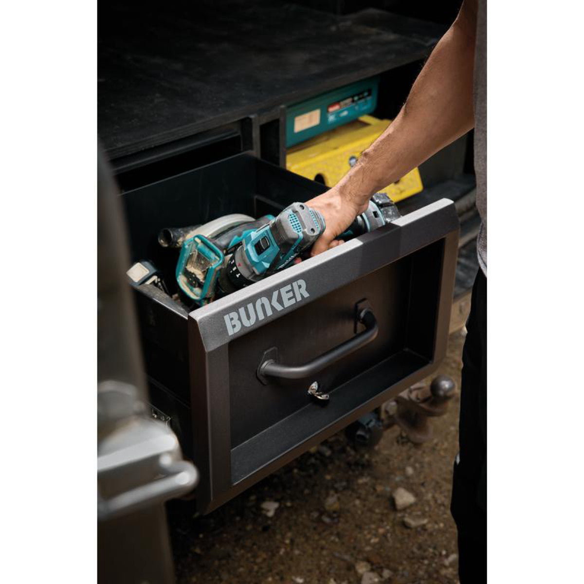Bunker S1 Slider, Black 07136