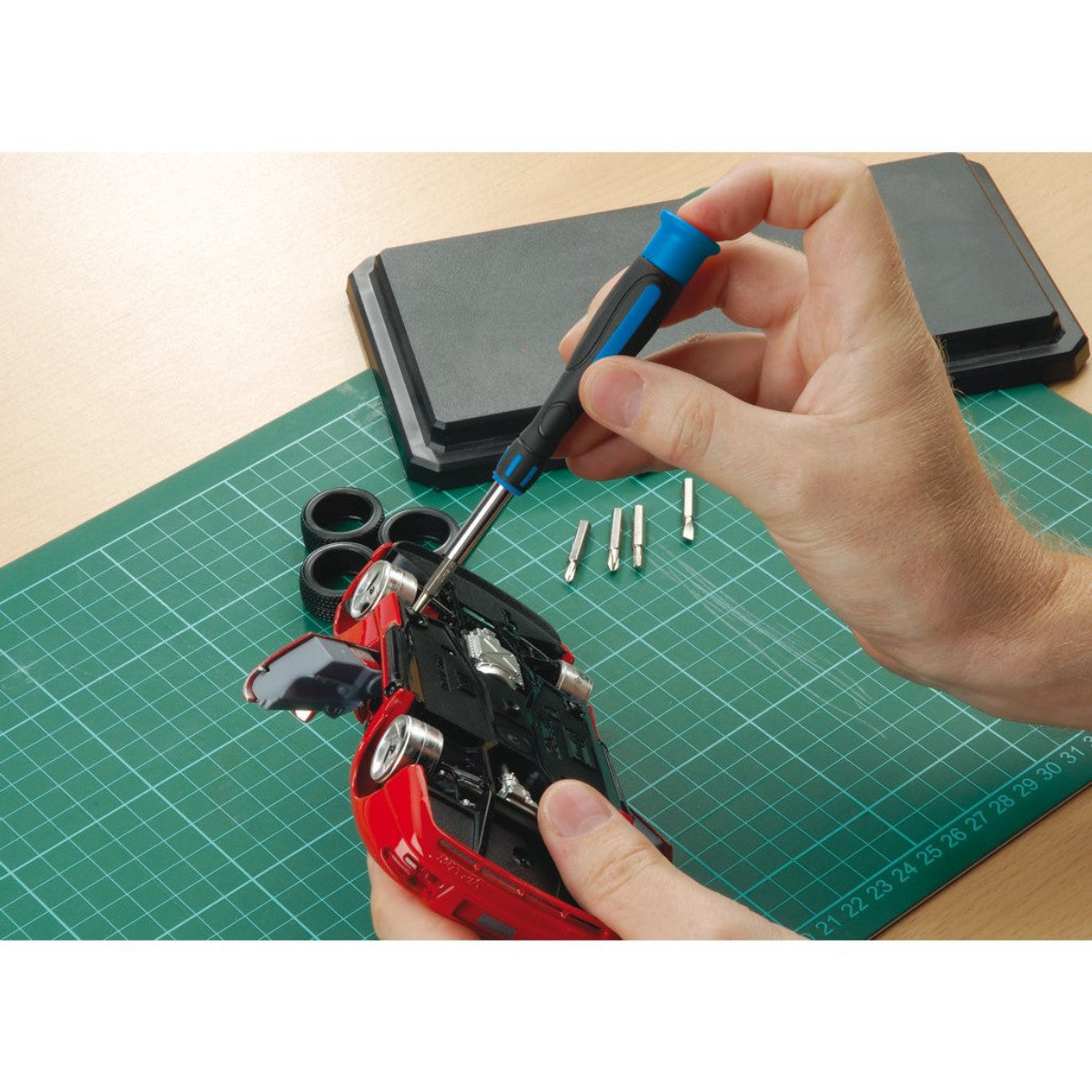 Draper Soft Grip Precision Screwdriver & Bit Set (31 Piece) 09550