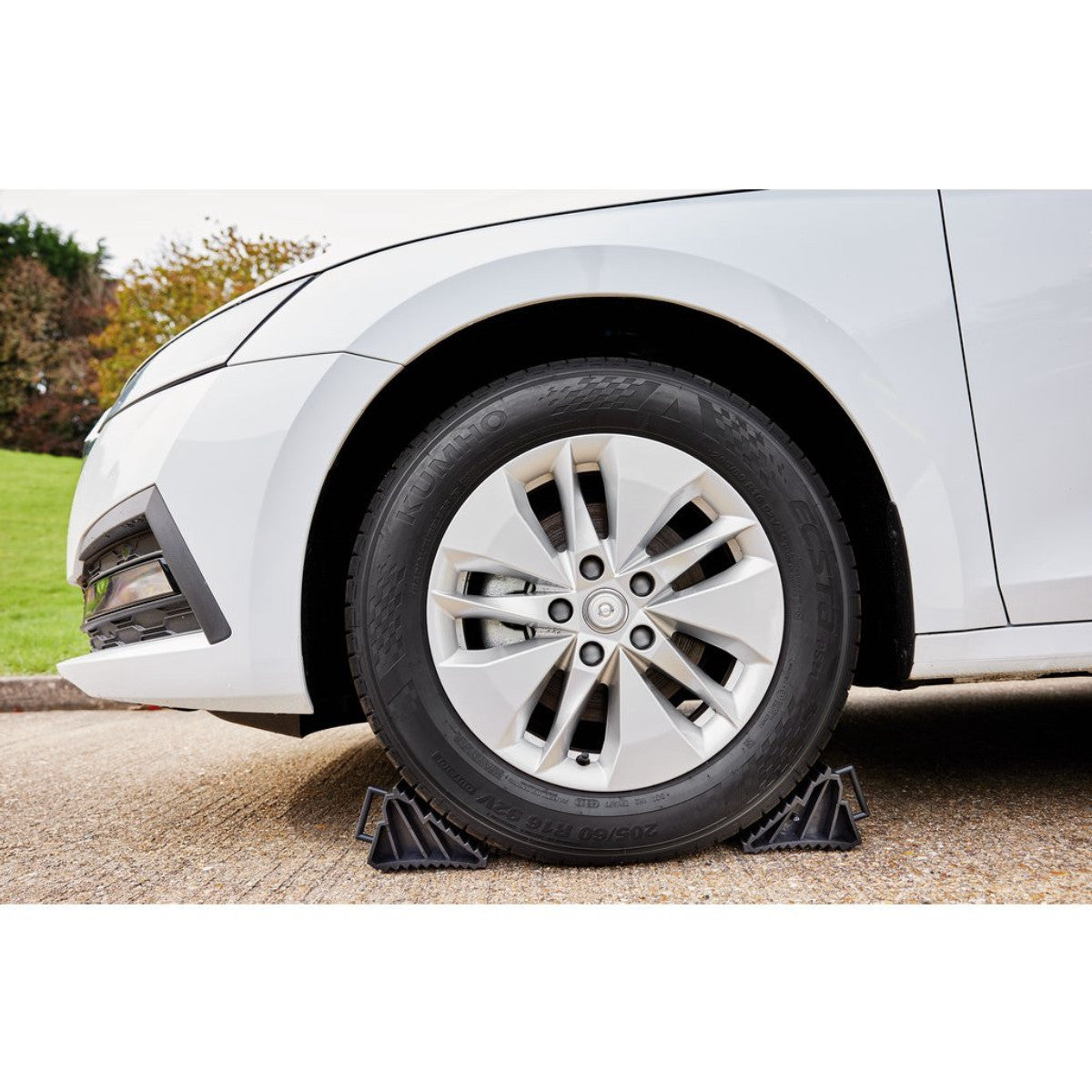 Draper Plastic Wheel Chocks, 2 Tonne (Pair) 20212
