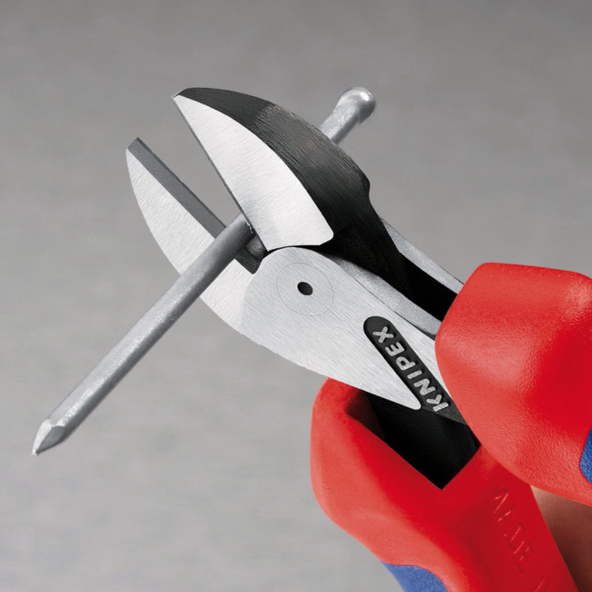 Knipex 73 02 160 X-Cut Compact Diagonal Cutter high lever transmission with multi-component grips black atramentized, 160mm 24375
