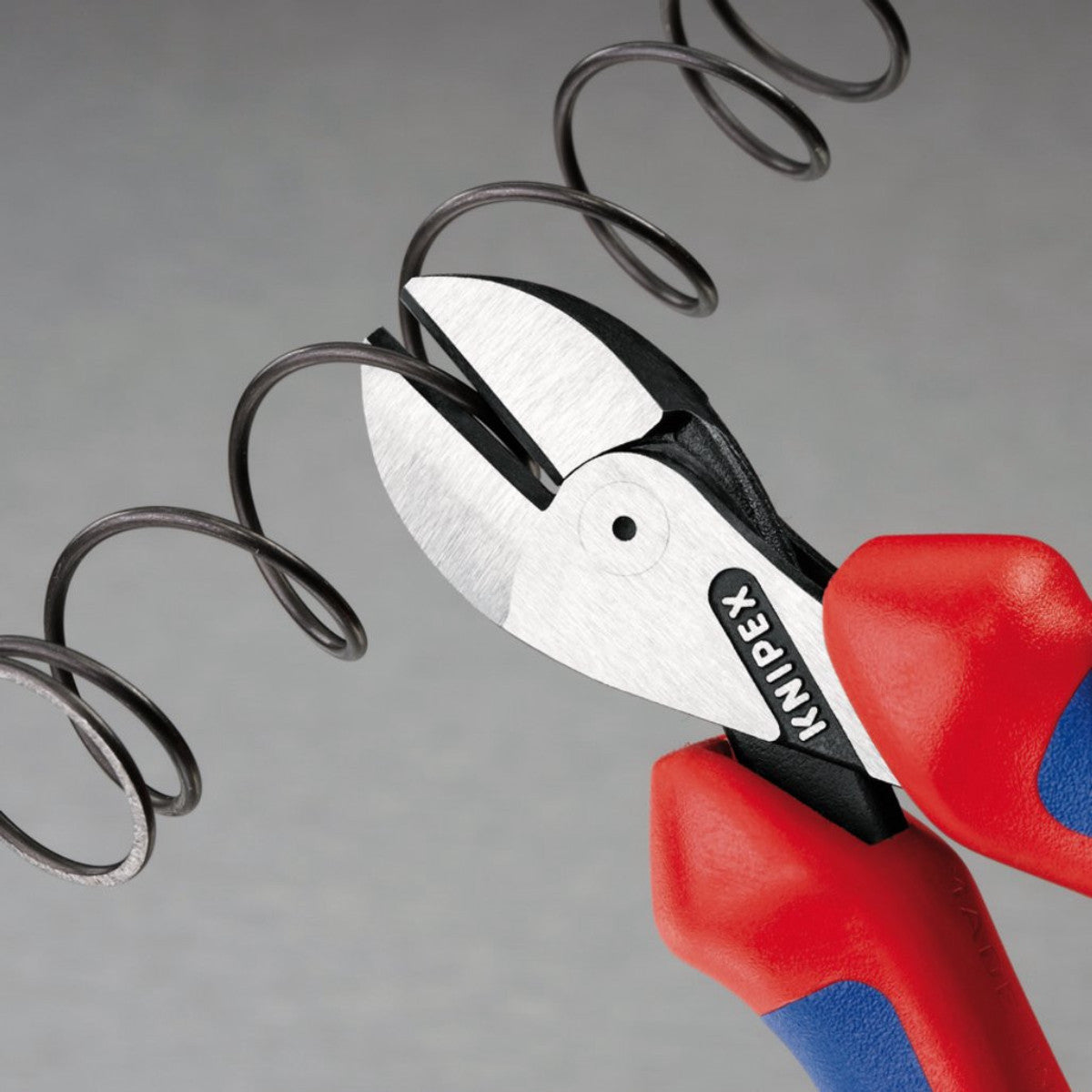Knipex 73 02 160 X-Cut Compact Diagonal Cutter high lever transmission with multi-component grips black atramentized, 160mm 24375
