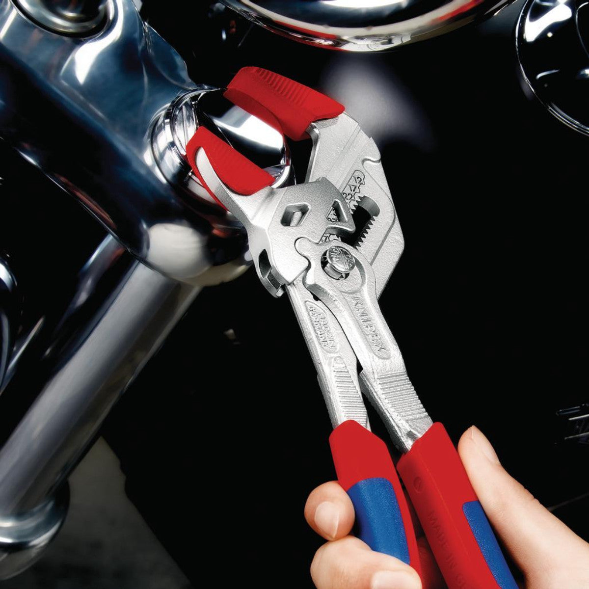 Knipex 86 05 250 SB Pliers Wrench, 250mm 25949