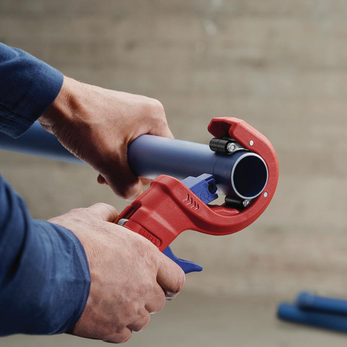 Knipex 90 23 01 BK DP50 Pipe Cutter for Plastic Drain Pipes, 165mm 26078