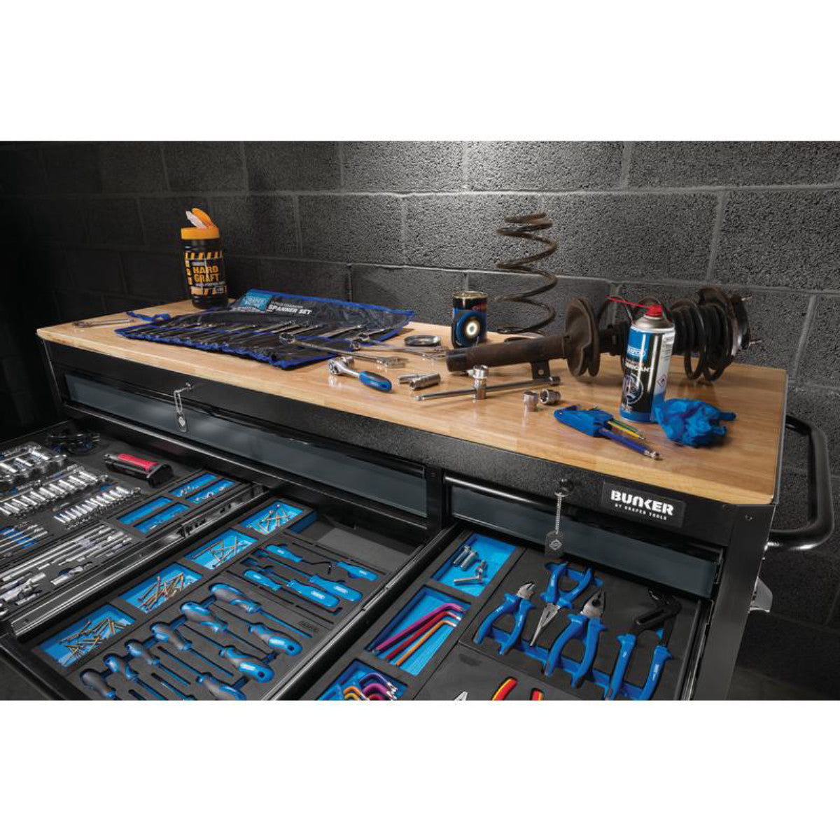 Bunker 15 Drawer Workbench Roller Tool Cabinet, 72", Grey 27242