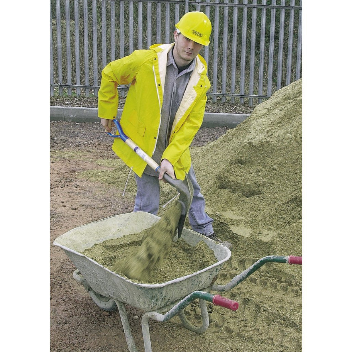 Draper Steel Square Mouth Builders Shovel with Hardwood Shaft 31391