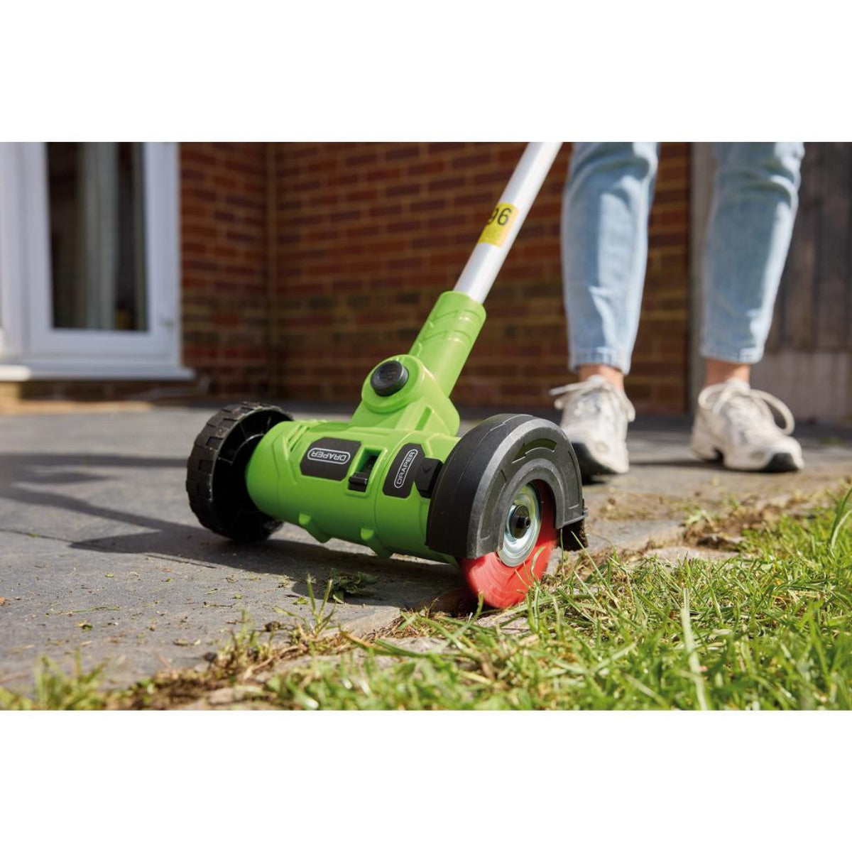 Draper 18V 4-in-1 Multi-Function Grass Trimmer, 1 x 2.0Ah Battery, 1 x Charger 31859