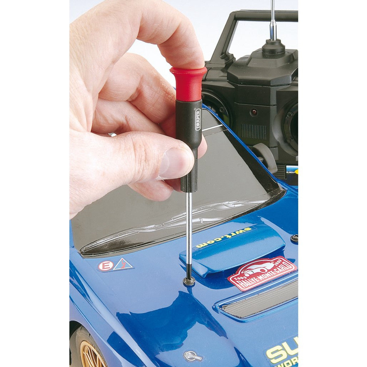 Draper Screwdriver, Socket and Bit Set, Blue (70 Piece) 40850