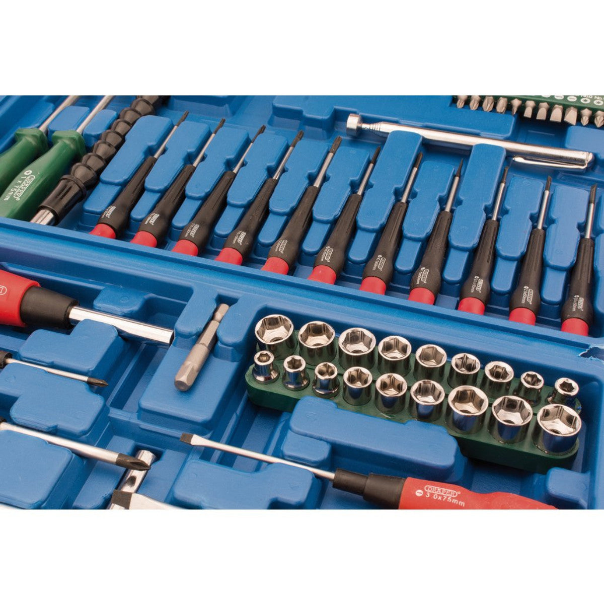 Draper Screwdriver, Socket and Bit Set, Blue (70 Piece) 40850