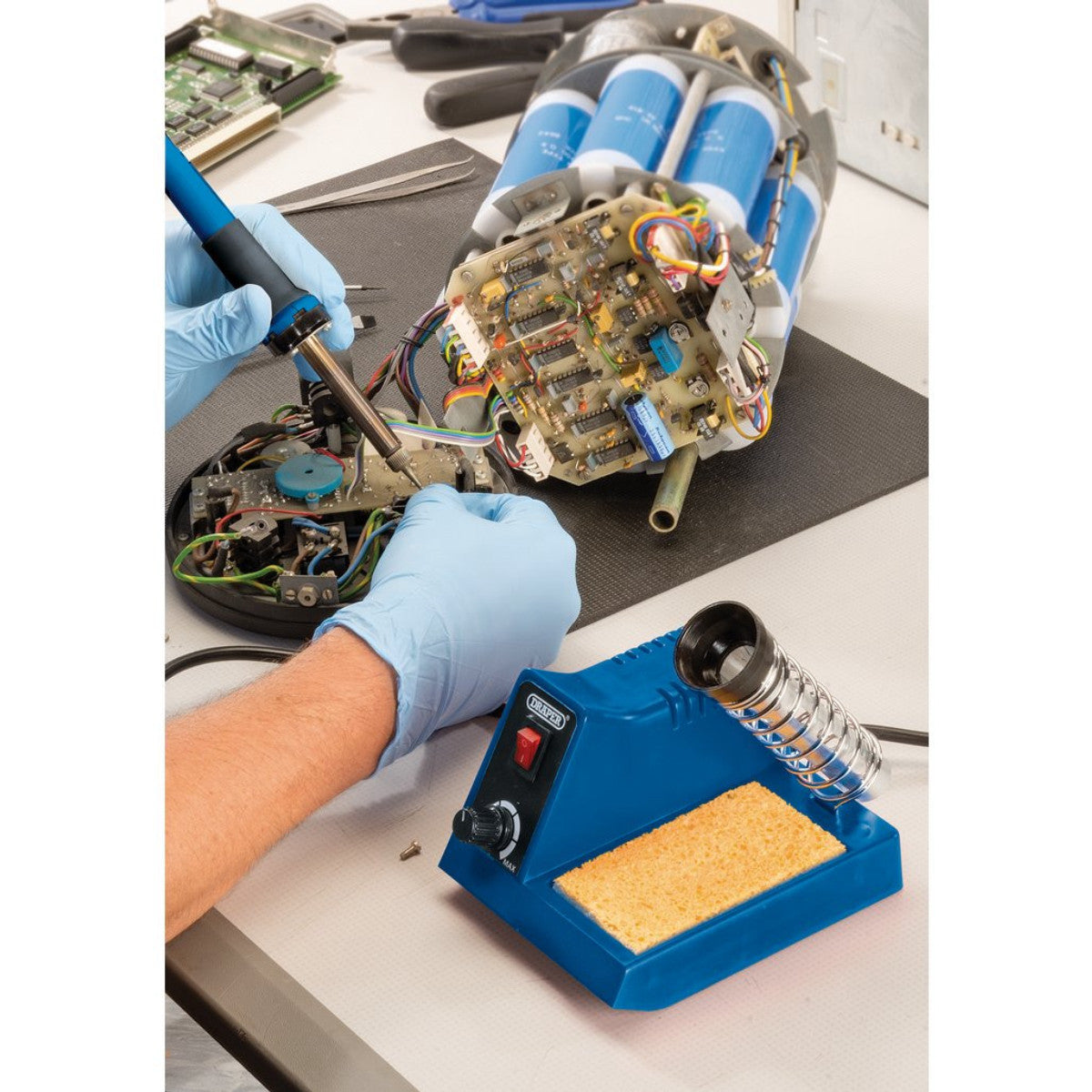 Draper 230V Soldering Station, 40W 61478