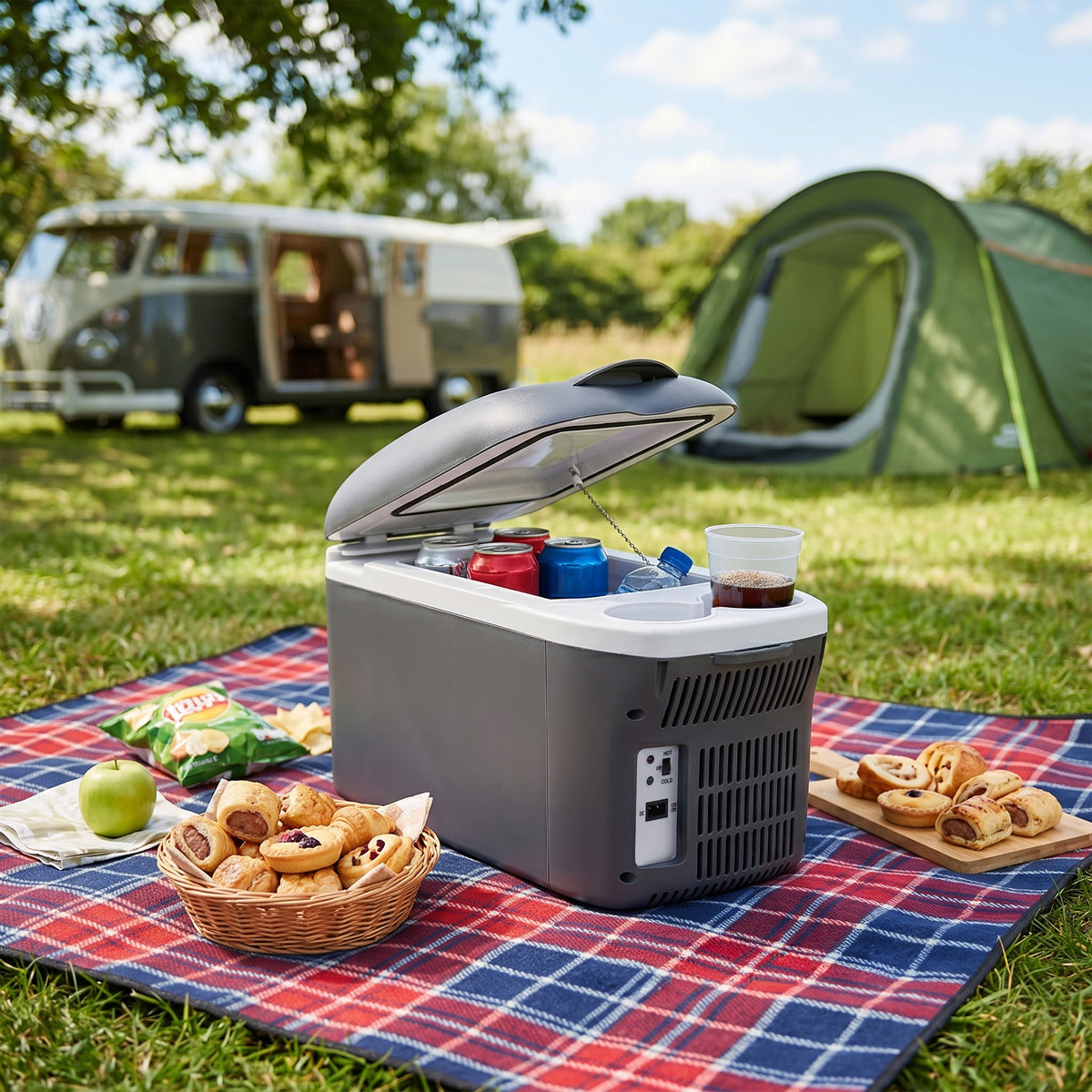 Dellonda 8L Portable Cool Box 12V DL166
