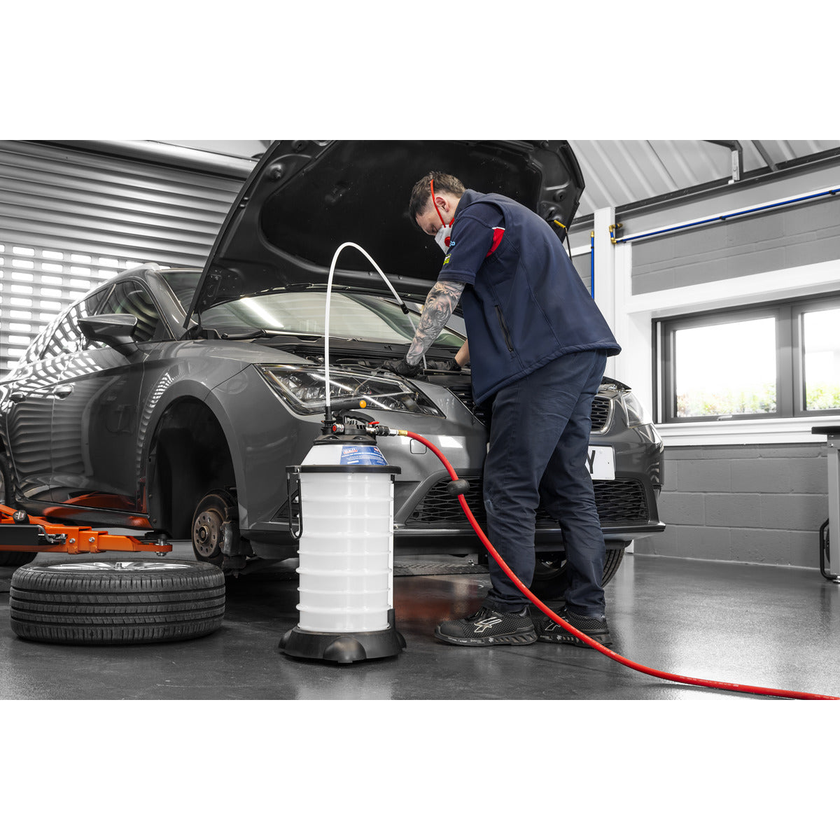 Sealey Manual/Air Vacuum Oil & Fluid Extractor Pump 18L TP6909