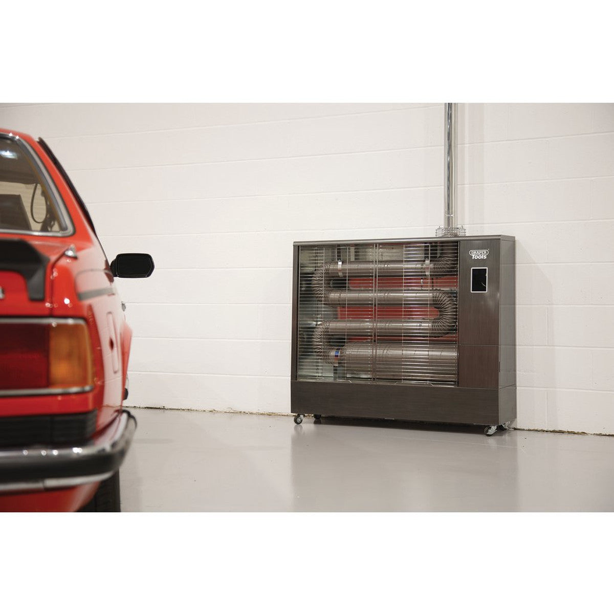 Draper 230V Far Infrared Diesel Heater with Flue Kit, 67,500 BTU/19.8kW 18104