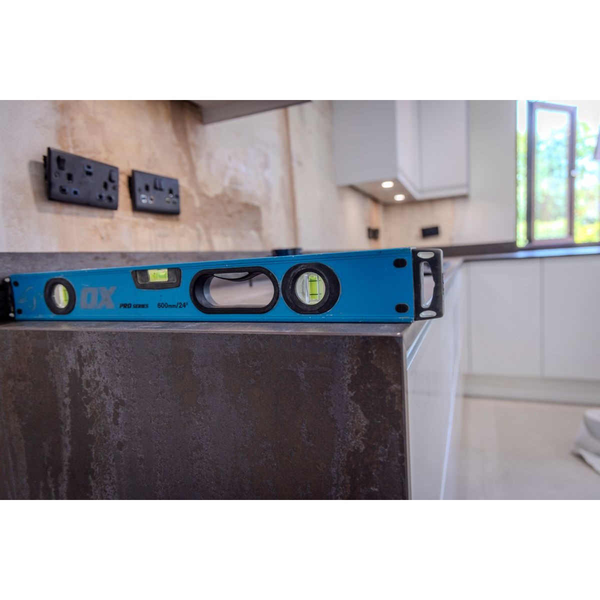 OX Tilers Level - 600mm OX-P021206