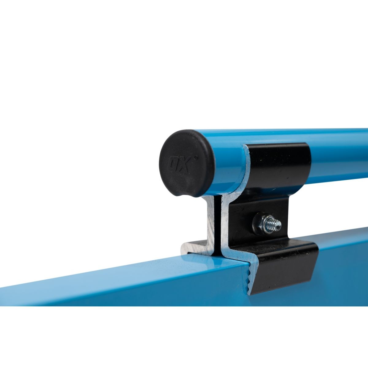 OX Pro Clamped Handle Concrete Screed - With Vial | 96" / 2400mm OX-P021324