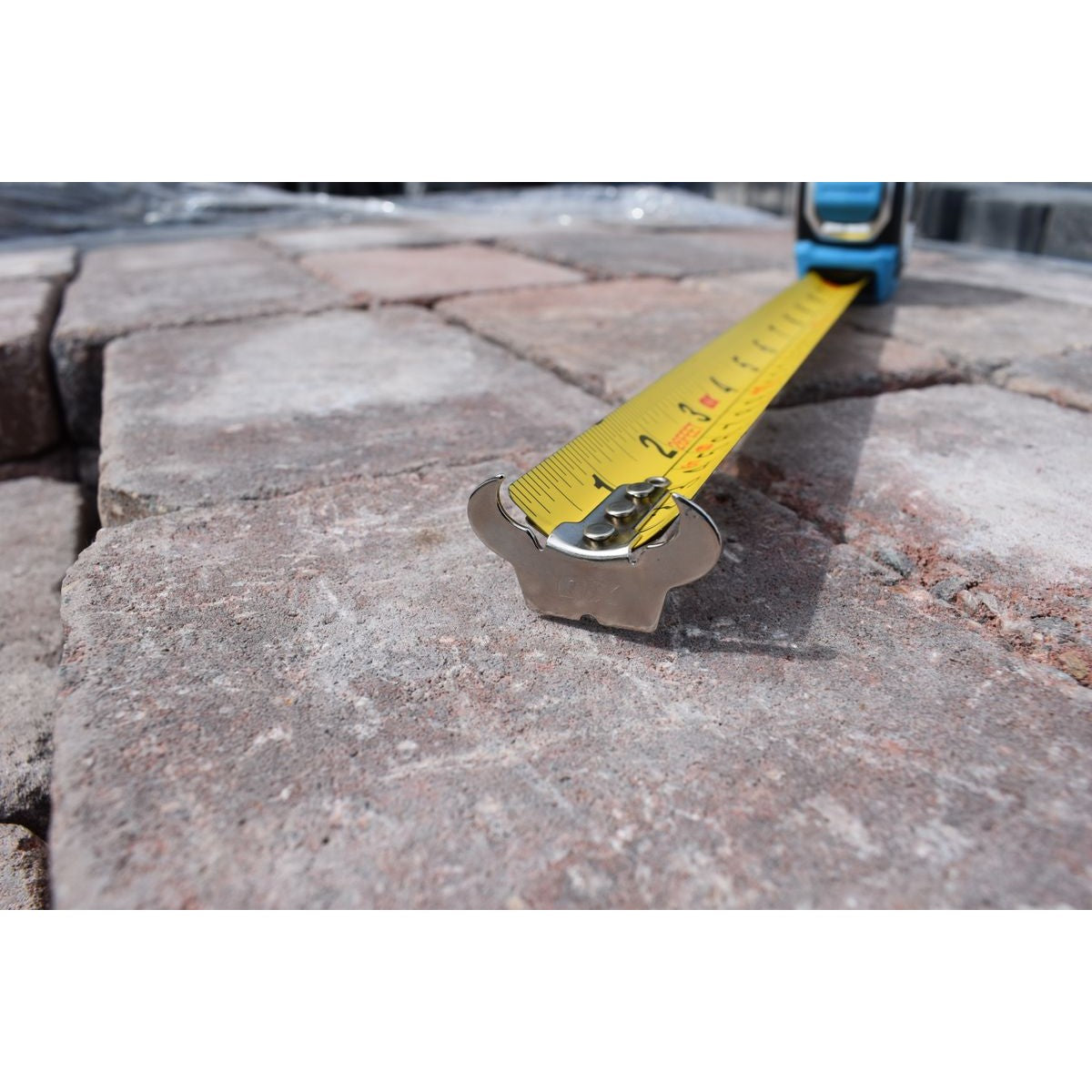 OX Pro Heavy Duty Tape Measure - Wide Blade & Metric/Imperial | 16' Long x 1.25" Blade Width / 5m Long x 32mm Blade Width OX-P028705