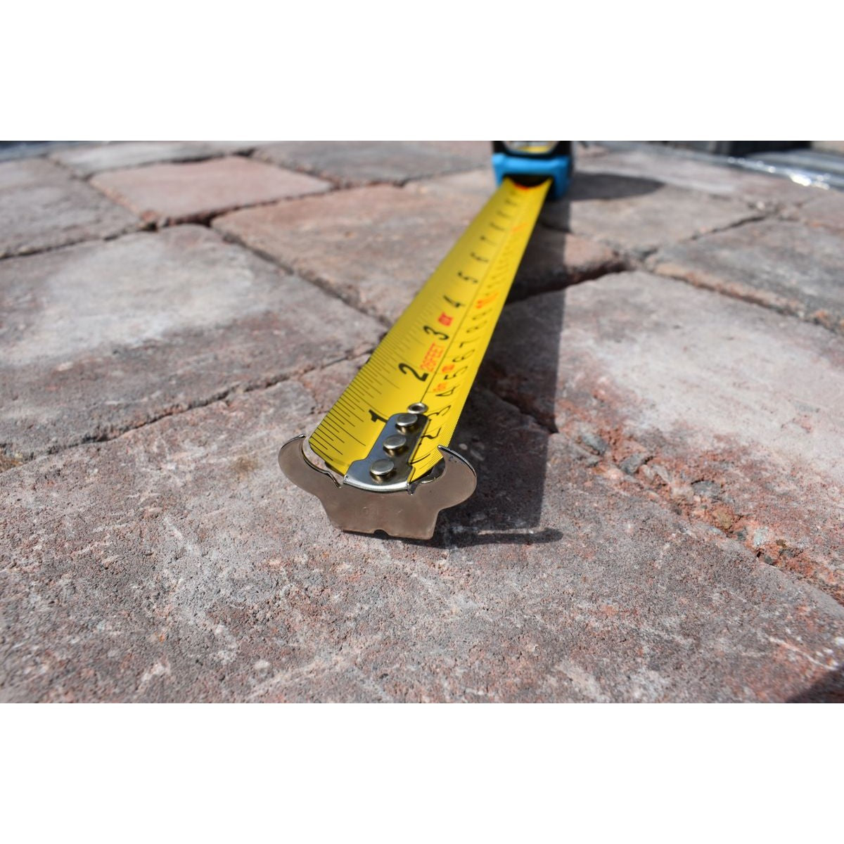 OX Pro Heavy Duty Tape Measure - Wide Blade & Metric/Imperial | 26' Long x 1.25" Blade Width / 8m Long x 32mm Blade Width OX-P028708