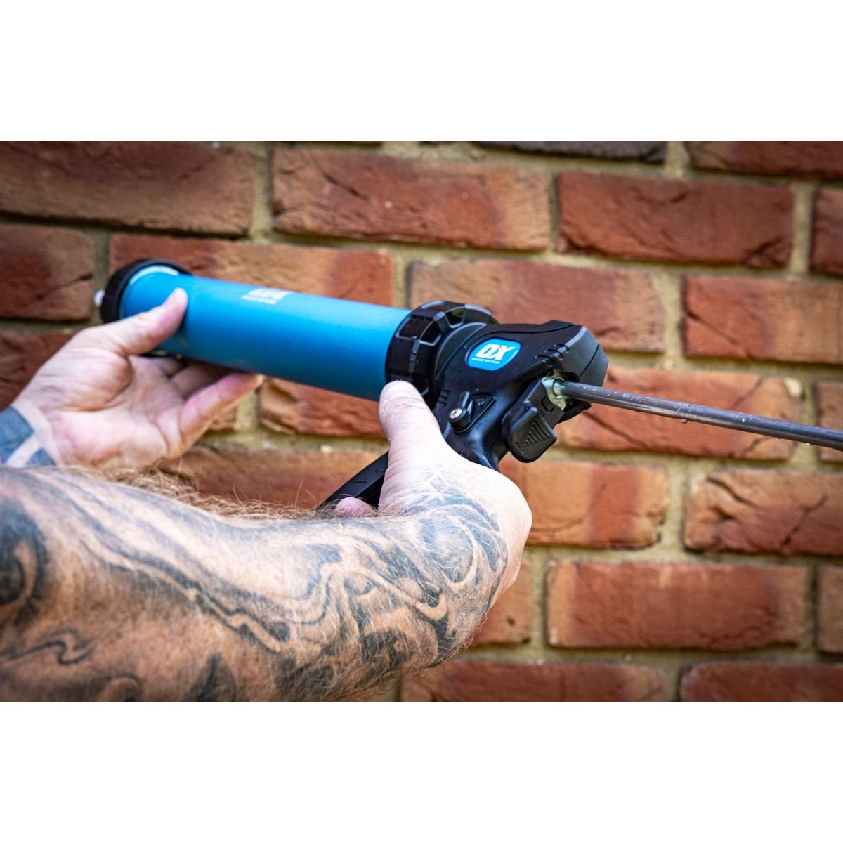 OX Pro Sealant Gun - Dual Thrust | 15" / 380mm | 20-Ounce OX-P045560