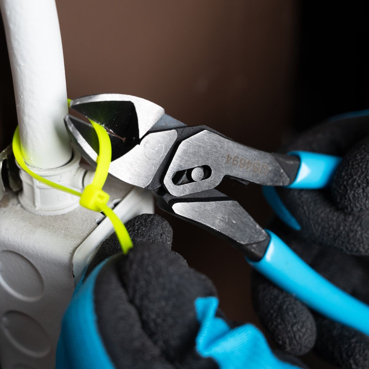 OX MaxForce Side Cutter Pliers OX-P327601