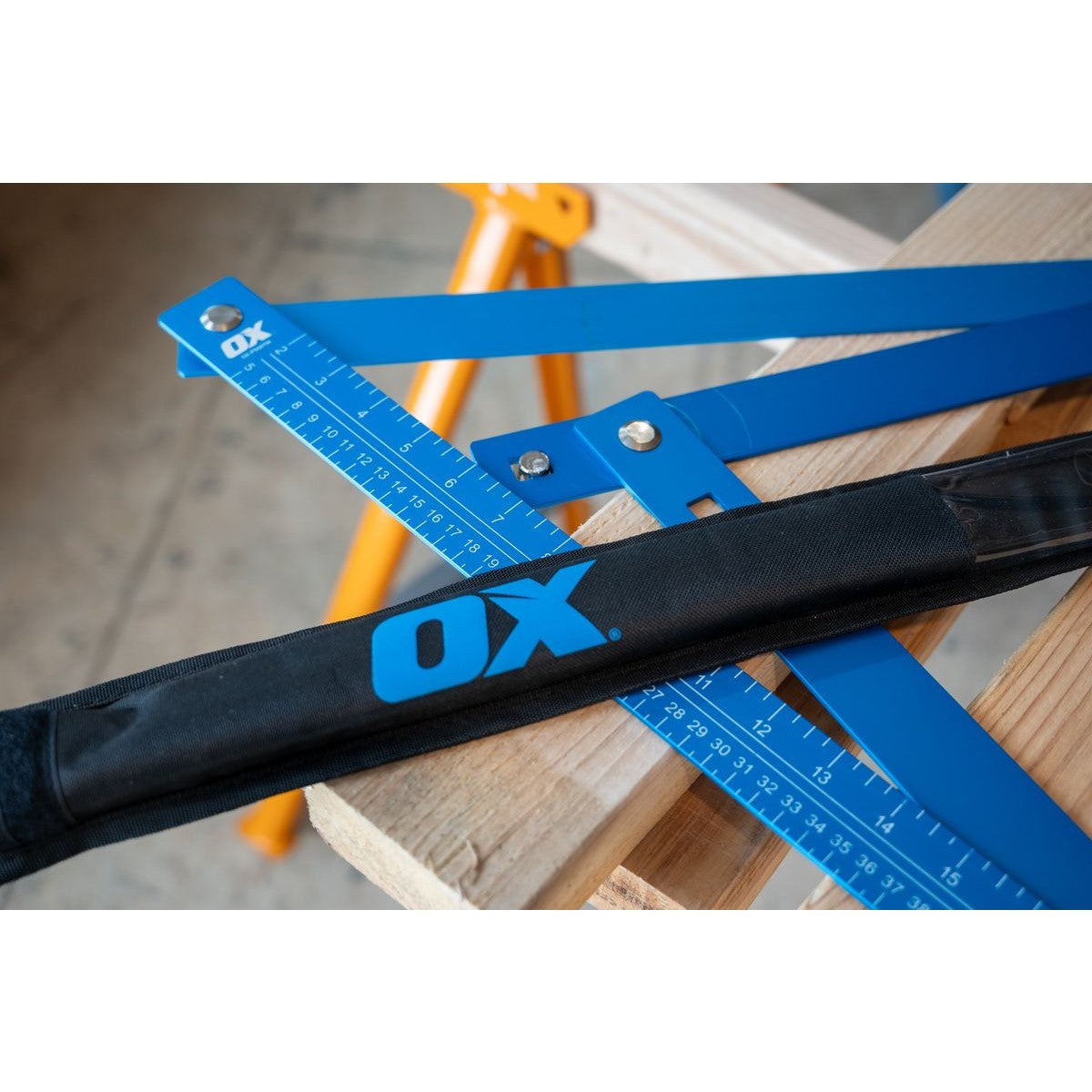 OX Aluminium Folding Square – 600mm / 24 Inch OX-P508706
