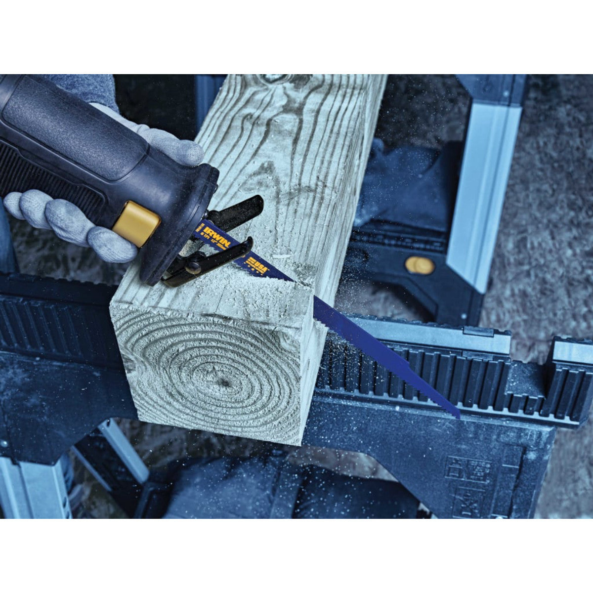 IRWIN 156R Sabre Saw Blade Nail Embedded Wood Cutting 300mm (Pack 5) IRW10504160
