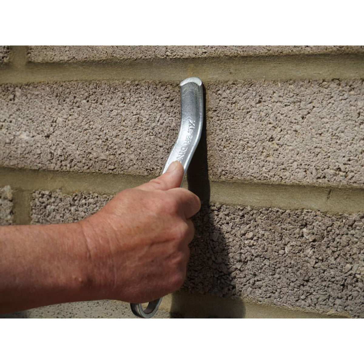 Roughneck Ding'er Brick Jointer 26mm (1in) ROU51037