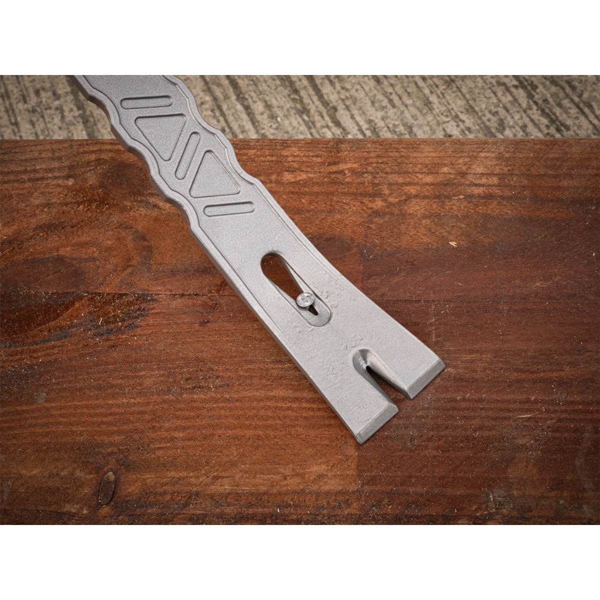 Roughneck GORILLA Pro-Grip Utility Bar 376mm (15in) ROU64516