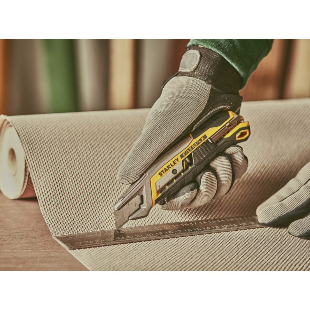 STANLEY Hand Tools FatMax Snap-Off Knife with Slide Lock 18mm STA010594