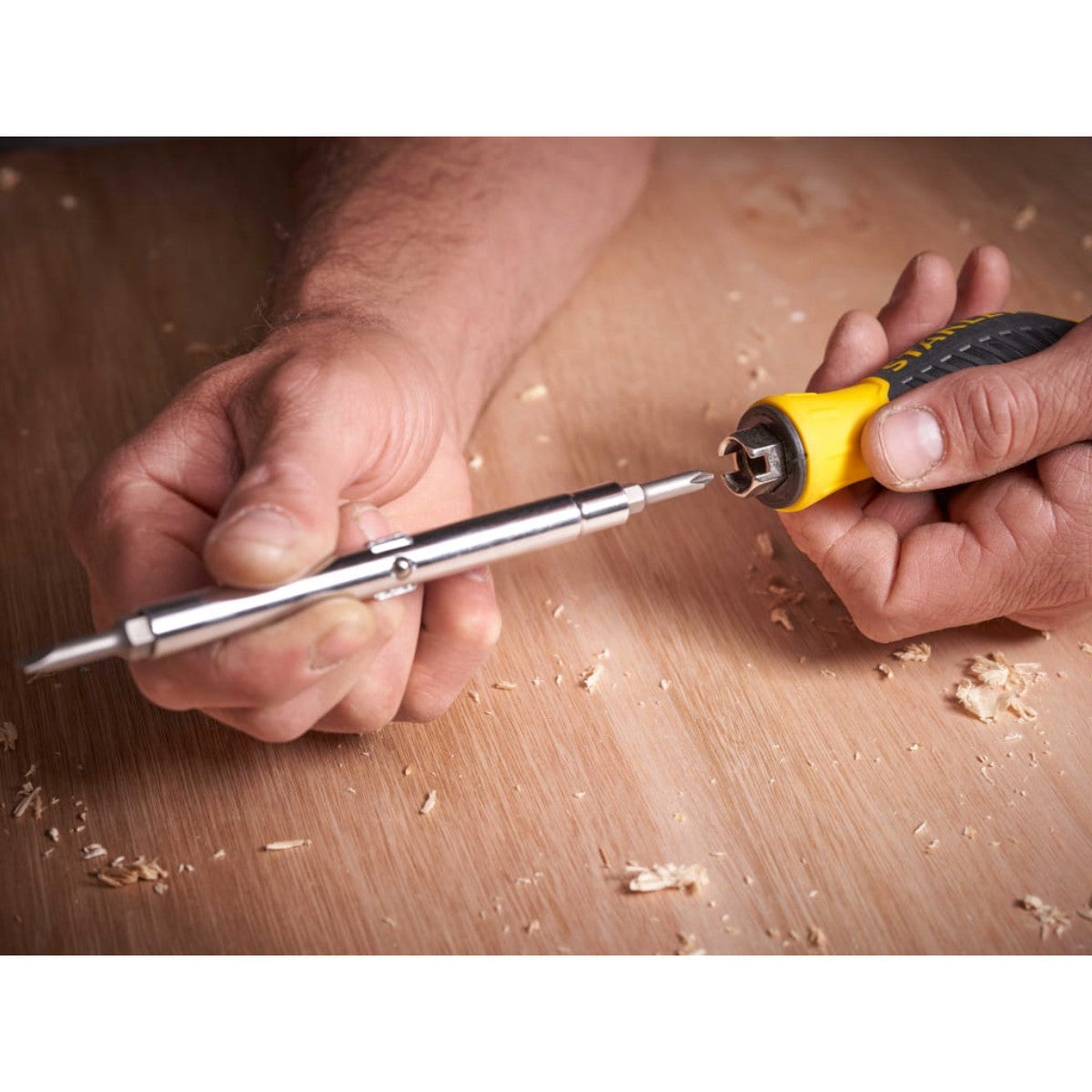 STANLEY Hand Tools 6-Way Screwdriver Carded STA068012
