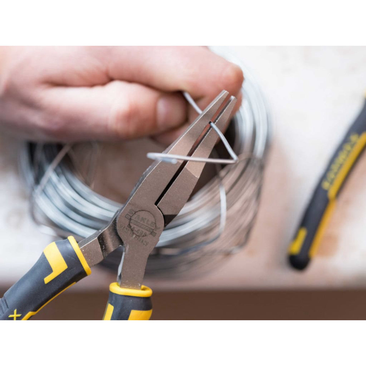 STANLEY Hand Tools FatMax Flat Nose Pliers 160mm (6.1/4in) STA084495