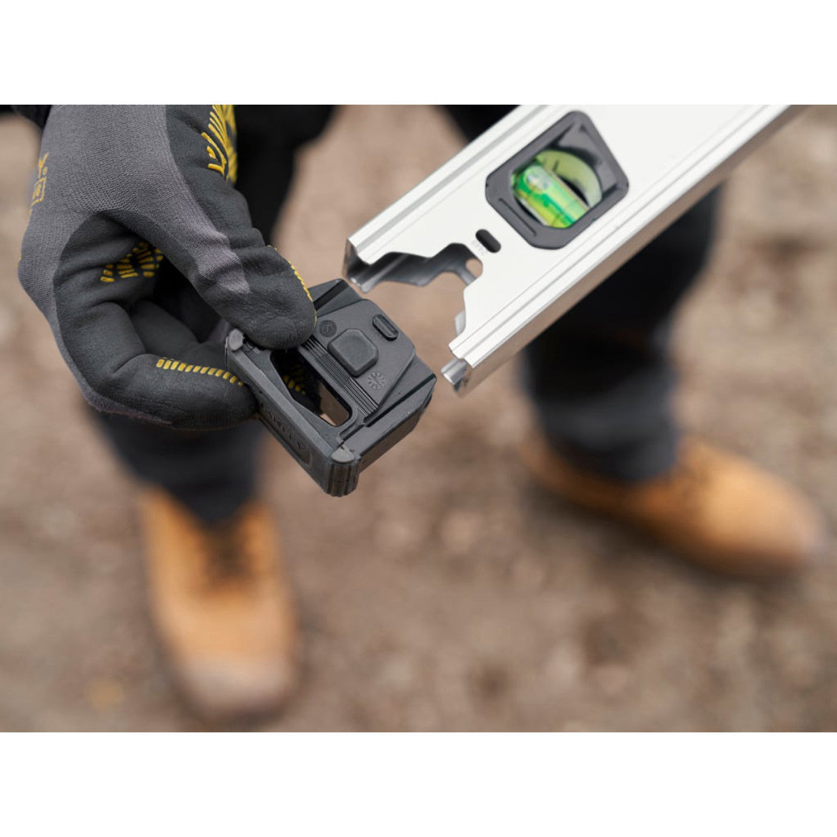 STANLEY Hand Tools FATMAX XTREME Box Beam Level 40cm STA143670
