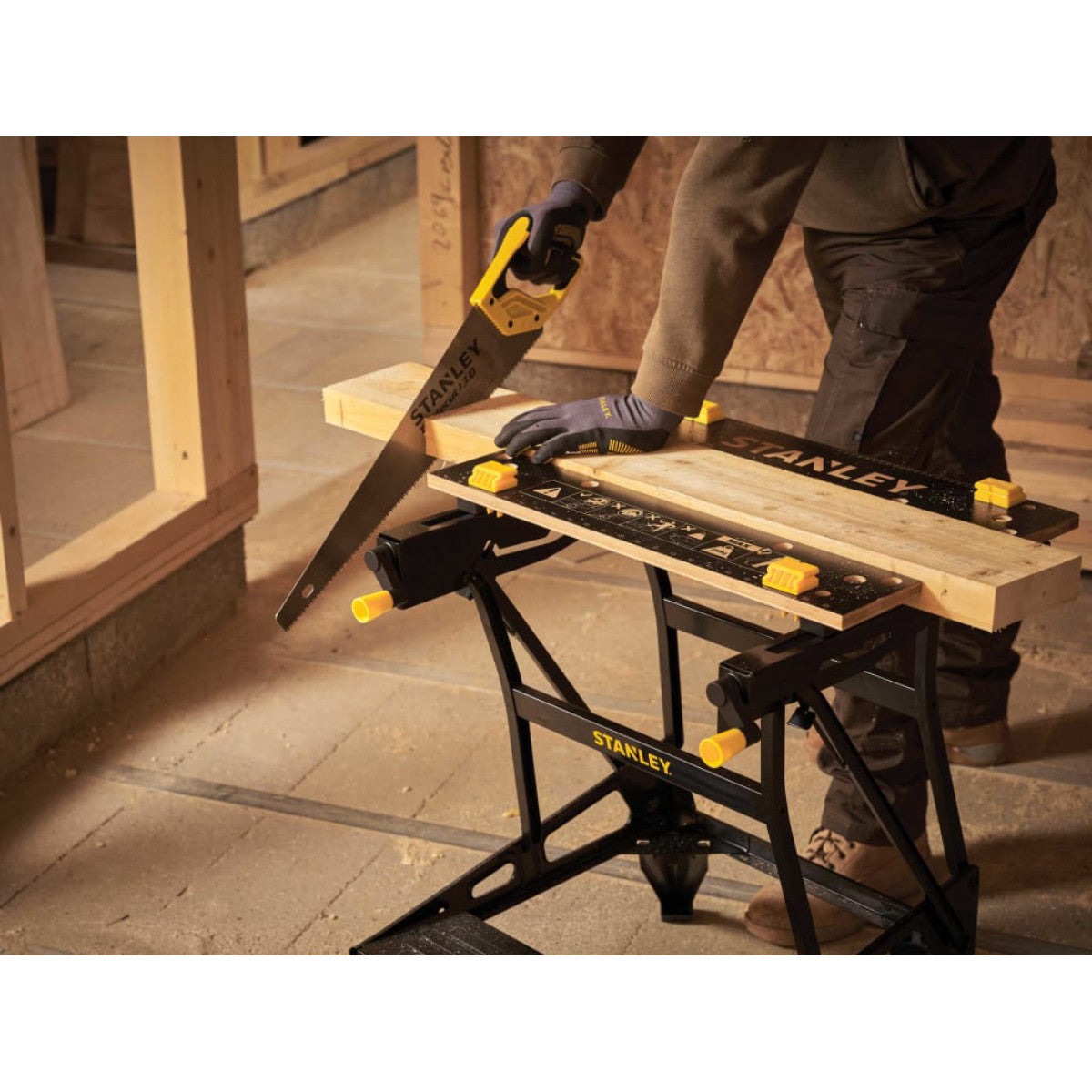 STANLEY Hand Tools 2-in-1 Workbench & Vice STA183400